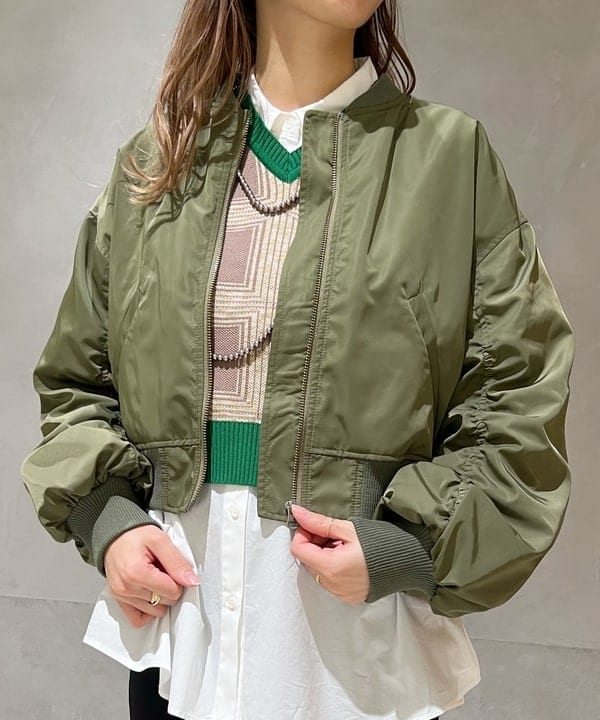 内山 美咲さんの「BEAMS WOMEN｜」を使ったコーディネート