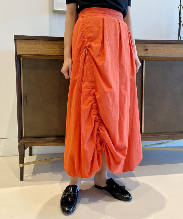 内山 瑛美さんの「BEAMS WOMEN｜AK+1 / コットン 五分袖 ハイネックニット」を使ったコーディネート