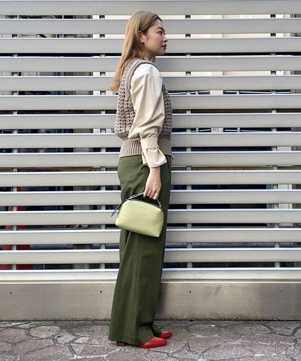 千田 静香さんの「BEAMS WOMEN｜GIANNI CHIARINI / ALIFA レザーショルダーバッグ S」を使ったコーディネート