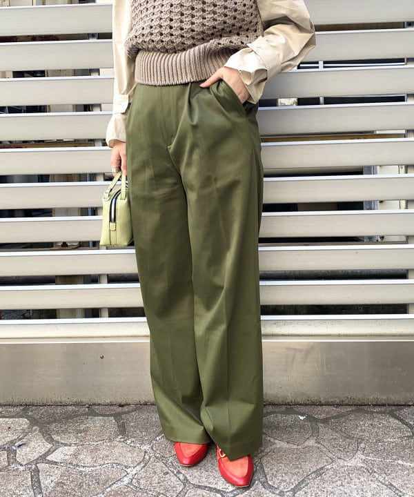 千田 静香さんの「BEAMS WOMEN｜GIANNI CHIARINI / ALIFA レザーショルダーバッグ S」を使ったコーディネート