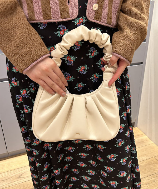 渡邊 舞さんの「BEAMS WOMEN｜JW PEI / Gabbi Bag」を使ったコーディネート