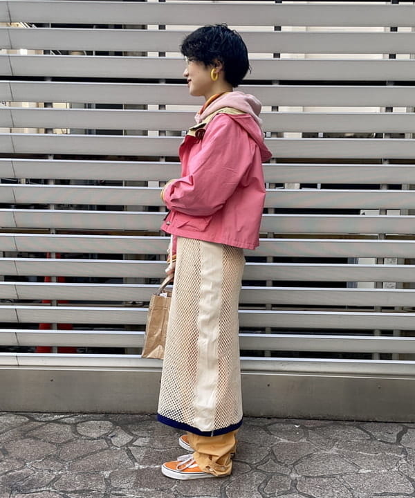 みりさんの「BEAMS WOMEN｜BEAMS BOY / BBロゴ ショップバック」を使ったコーディネート