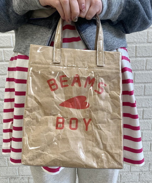 木村 海侑さんの「BEAMS WOMEN｜BEAMS BOY / BBロゴ ショップバック」を使ったコーディネート