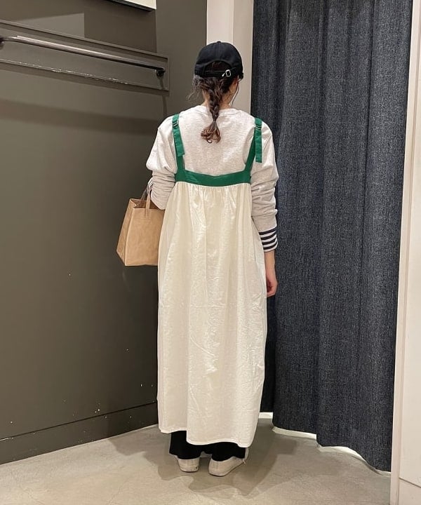 おのすさんの「BEAMS WOMEN｜BEAMS BOY / バックトゥフロント テープ キャミ ワンピース」を使ったコーディネート