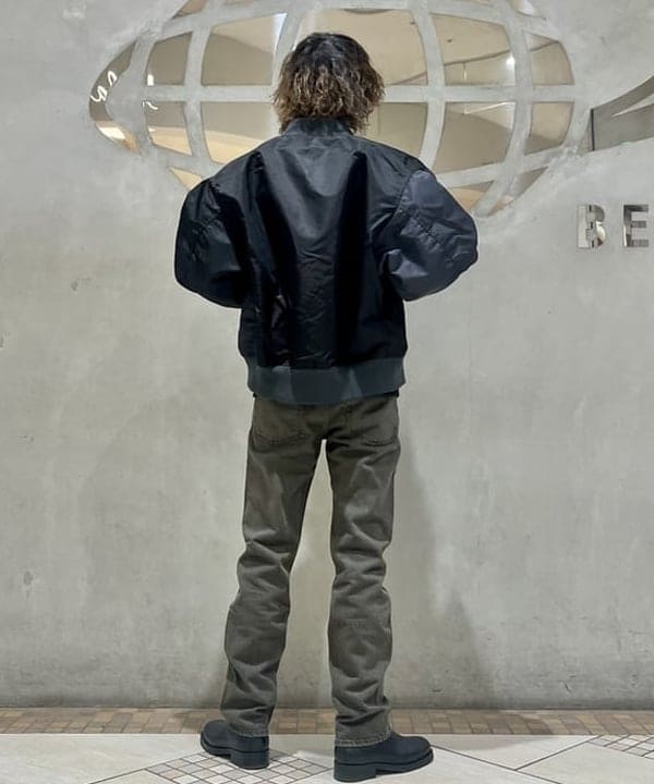 トラ吉さんの「BEAMS WOMEN｜BEAMS / ダスティー デニム パンツ」を使ったコーディネート