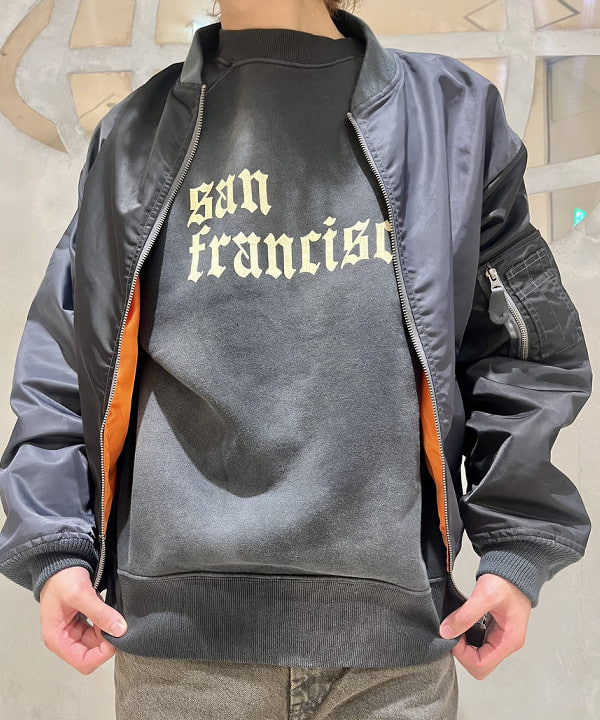 トラ吉さんの「BEAMS WOMEN｜BEAMS / ダスティー デニム パンツ」を使ったコーディネート