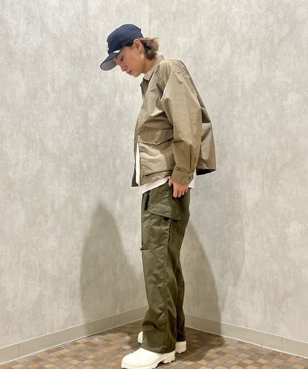 トラ吉さんの「BEAMS WOMEN｜【ビームスの百名品】NEW ERA × BEAMS / 別注 9Fifty Retro Crown Cap」を使ったコーディネート