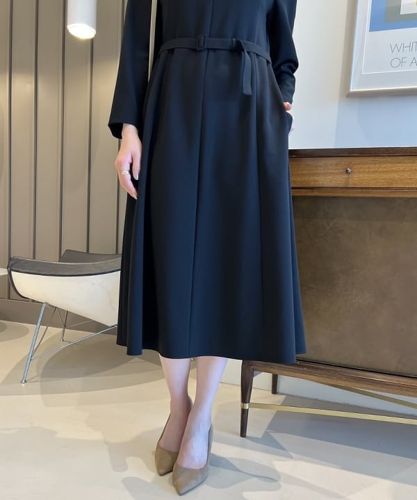 隈元 楓さんの「BEAMS WOMEN｜トリアセ ベルト付きドレス＊」を使ったコーディネート