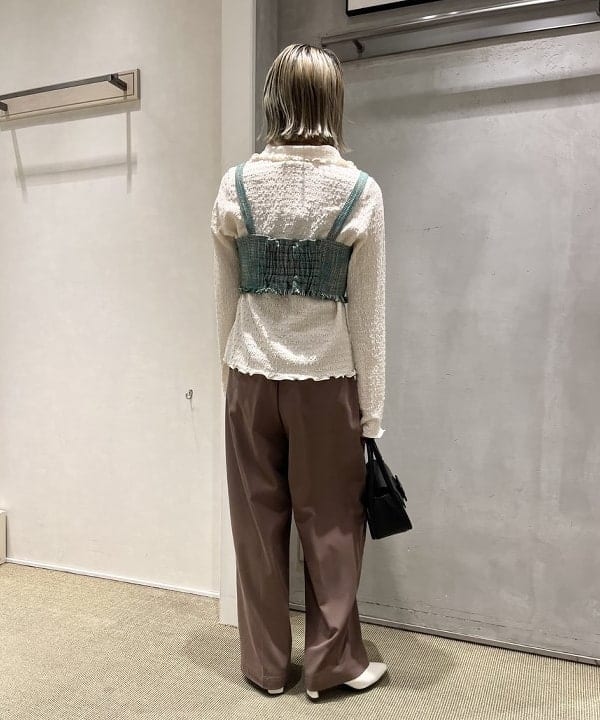 カワグチ シオリさんの「BEAMS WOMEN｜」を使ったコーディネート