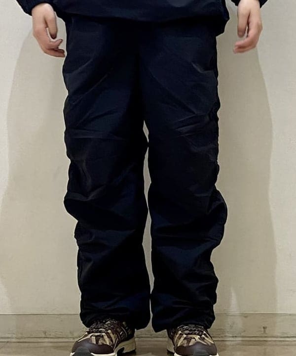 鈴木 悠里さんの「BEAMS WOMEN｜ルーズ クルーネック サーマル」を使ったコーディネート