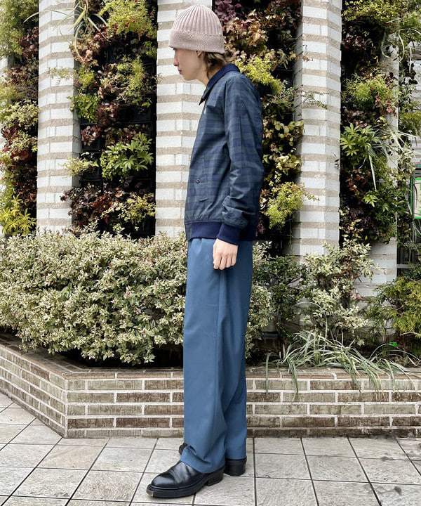 トラ吉さんの「BEAMS WOMEN｜BEAMS / ワイド 2プリーツ スラックス」を使ったコーディネート