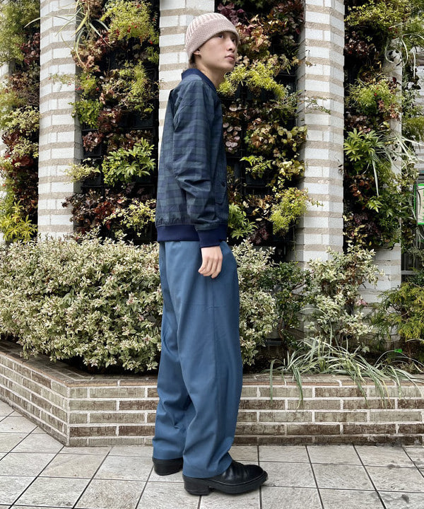 トラ吉さんの「BEAMS WOMEN｜BEAMS / ワイド 2プリーツ スラックス」を使ったコーディネート