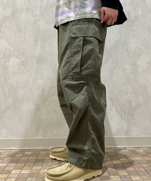 トラ吉さんの「BEAMS WOMEN｜BEAMS / ビッグ 6ポケット カーゴパンツ」を使ったコーディネート