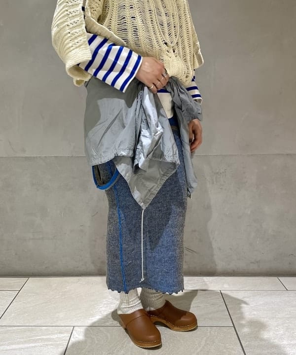 吉野 多恵さんの「BEAMS WOMEN｜ナバルボーダー ビッグ ボートネック カットソー」を使ったコーディネート