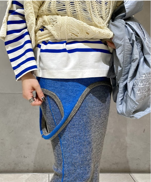吉野 多恵さんの「BEAMS WOMEN｜ナバルボーダー ビッグ ボートネック カットソー」を使ったコーディネート