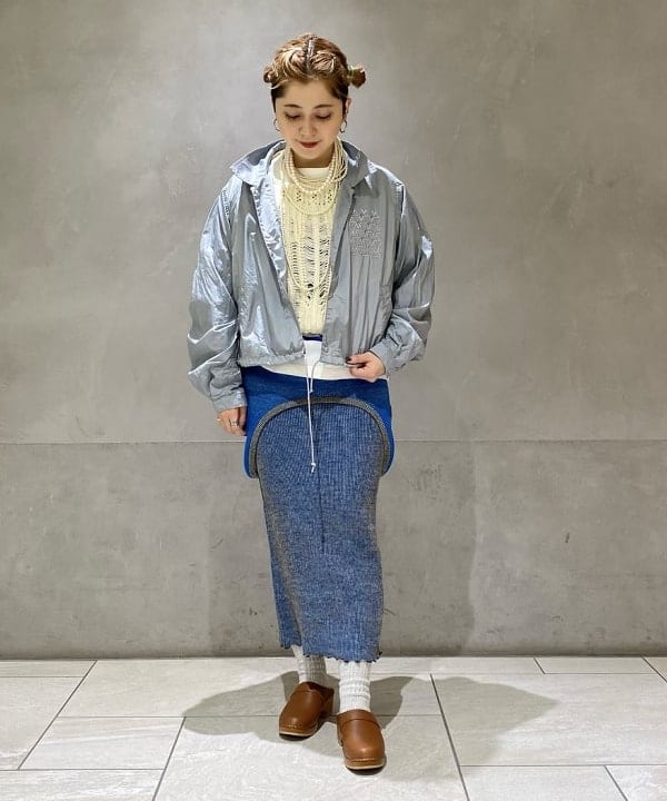 吉野 多恵さんの「BEAMS WOMEN｜ナバルボーダー ビッグ ボートネック カットソー」を使ったコーディネート