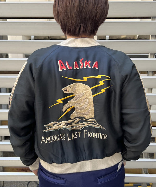 朱華さんの「BEAMS WOMEN｜ARROW NOVELTY / コンチョ ベルト 22FW」を使ったコーディネート