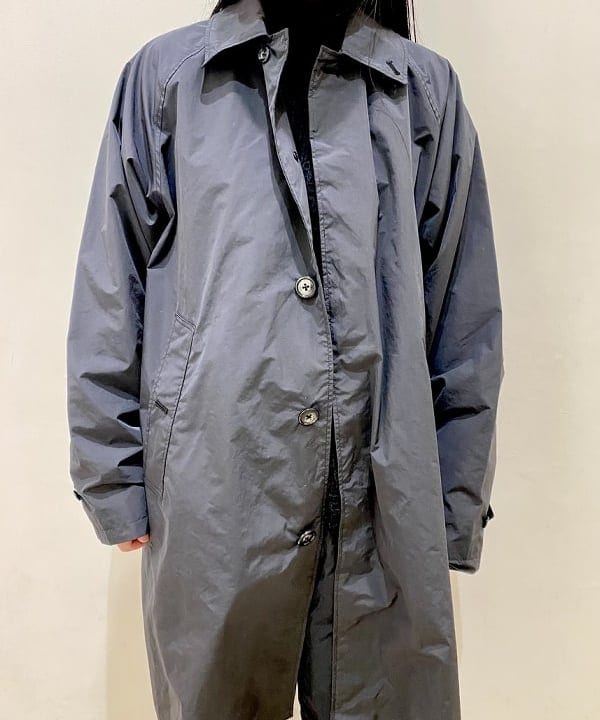 鈴木 悠里さんの「BEAMS WOMEN｜BEAMS / ビッグ 6ポケット カーゴパンツ」を使ったコーディネート