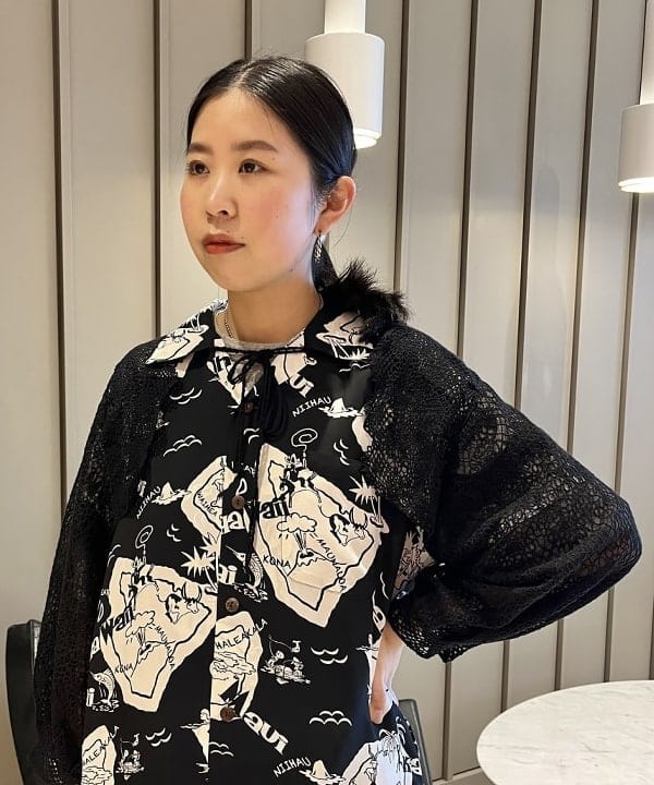 ミナミマリコさんの「BEAMS WOMEN｜MBT / KISUMU CLASSIC」を使ったコーディネート