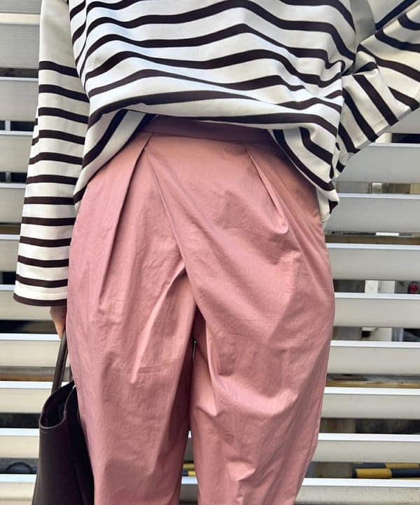 篠崎 香月さんの「BEAMS WOMEN｜AUBERGE &times; Demi-Luxe BEAMS / 別注 BIG CHARLOTTE ボーダーカットソー」を使ったコーディネート