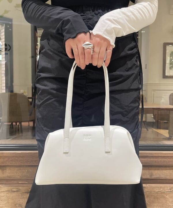 ハルキ　モモナさんの「BEAMS WOMEN｜」を使ったコーディネート