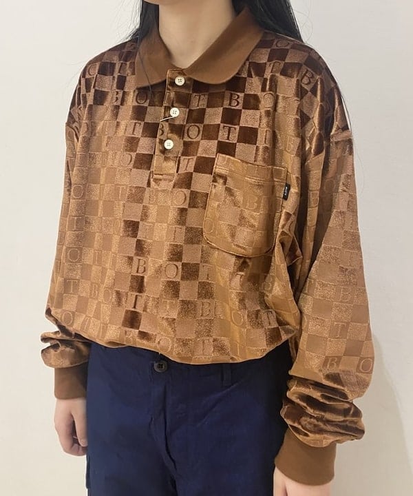 鈴木 悠里さんの「BEAMS WOMEN｜BEAMS PLUS / インディゴ リップストップ ミリタリー 6ポケット パンツ」を使ったコーディネート