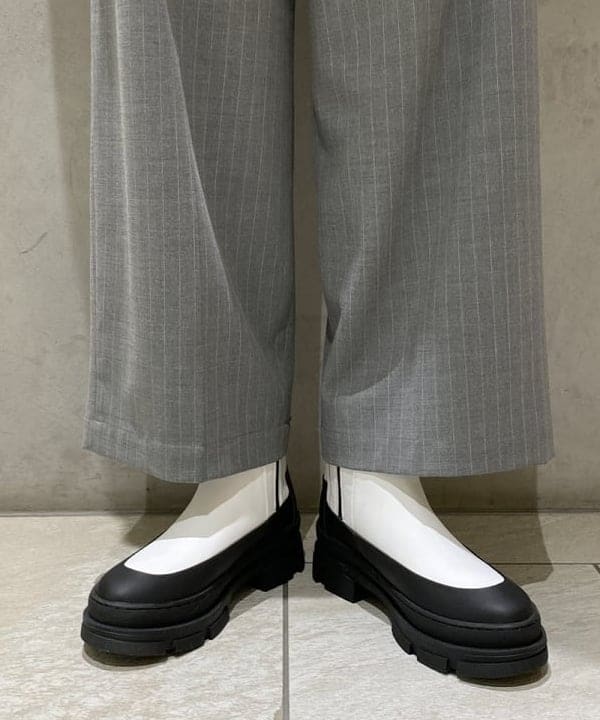 タキグチ アカネさんの「BEAMS WOMEN｜REMME / サイドゴア ジップ ブーツ」を使ったコーディネート