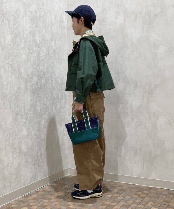 葵さんの「BEAMS WOMEN｜L.L.Bean × BEAMS PLUS ＆ BEAMS BOY / Deep Bottom Deluxe Boat and Tote Mini」を使ったコーディネート