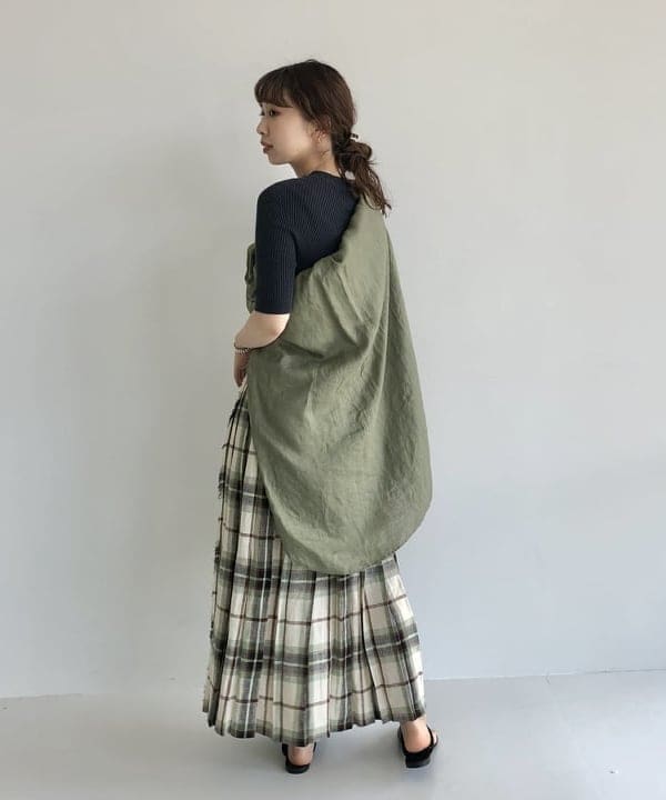 佐藤 美樹さんの「BEAMS WOMEN｜PHILIPPE AUDIBERT × Demi-Luxe BEAMS / 別注 Millie ネックレス シルバー」を使ったコーディネート