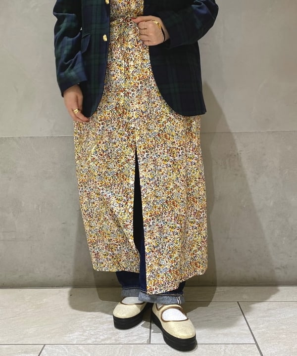 吉野 多恵さんの「BEAMS WOMEN｜orSlow / 別注 Monroe Pants Special」を使ったコーディネート