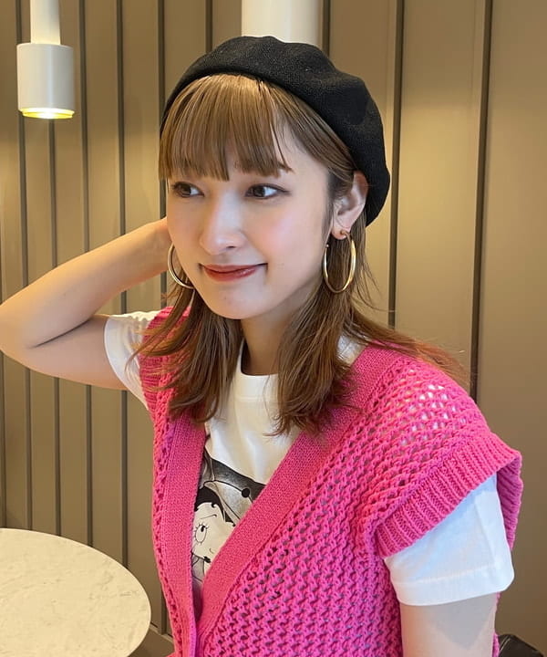 松本 佳菜子さんの「BEAMS WOMEN｜▲Dr.Martens / PASCAL 8ホール ブーツ」を使ったコーディネート