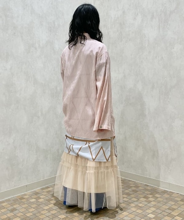 乙藤 侑里さんの「BEAMS WOMEN｜maturely / Logogram Print Dress」を使ったコーディネート