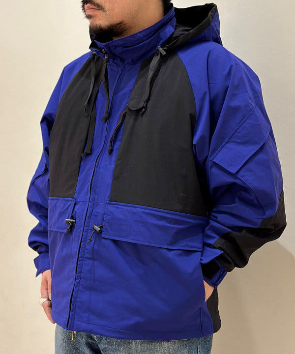 佐々木 優さんの「BEAMS WOMEN｜BEAMS / 2トーン ナイロン テック ジャケット」を使ったコーディネート