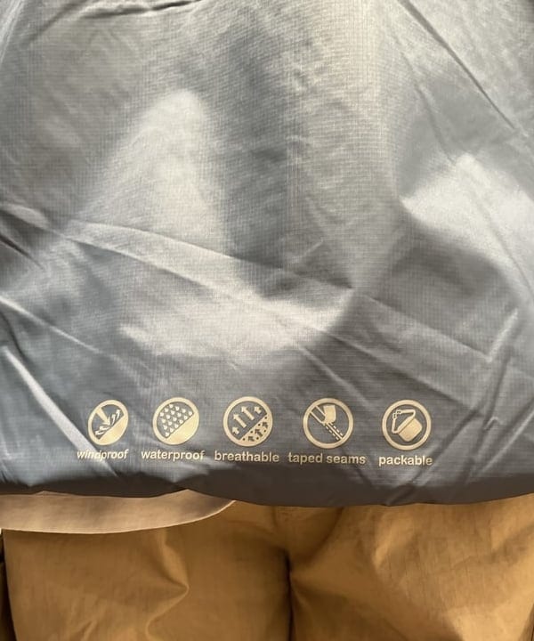 滝沢 一喜さんの「BEAMS WOMEN｜BEAMS PLUS / リップストップ ミリタリー 6ポケット パンツ▲」を使ったコーディネート