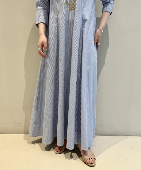 大川 美咲さんの「BEAMS WOMEN｜Demi-Luxe BEAMS / クロスストラップ サンダル」を使ったコーディネート