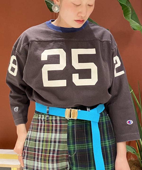 優意さんの「BEAMS WOMEN｜BEAMS BOY / マドラス チェック クレイジー スラックス」を使ったコーディネート