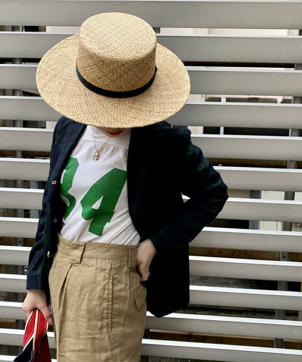 ナツハさんの「BEAMS WOMEN｜L.L.Bean × BEAMS PLUS ＆ BEAMS BOY / Deep Bottom Deluxe Boat and Tote Mini」を使ったコーディネート