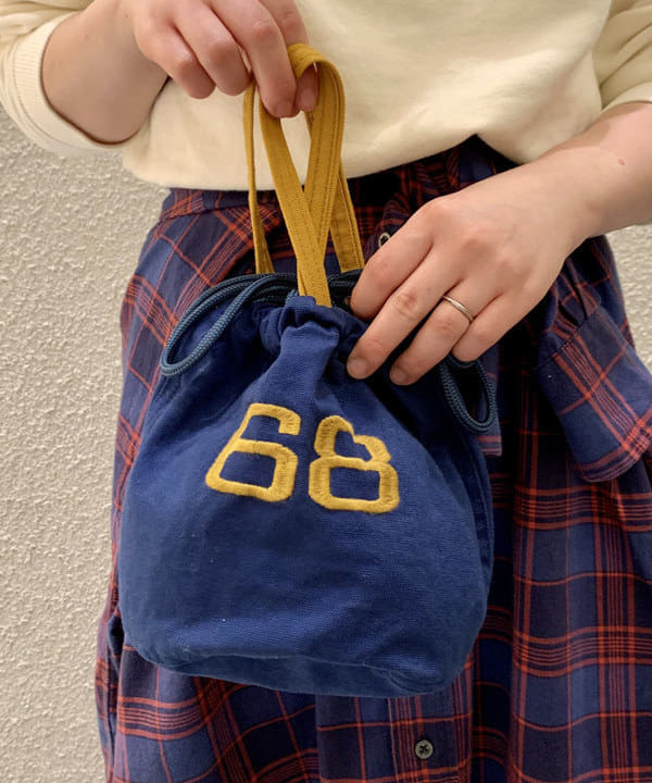 吉田　真実さんの「BEAMS WOMEN｜」を使ったコーディネート