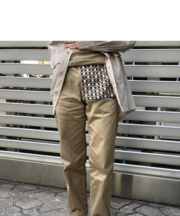 サワイさんの「BEAMS WOMEN｜BUZZ RICKSON'S &times; BEAMS BOY / チノパンツ」を使ったコーディネート