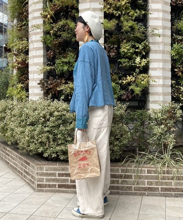 葵さんの「BEAMS WOMEN｜BEAMS BOY / BBロゴ ショップバック」を使ったコーディネート
