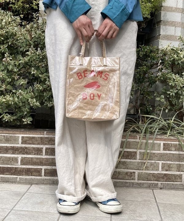 葵さんの「BEAMS WOMEN｜BEAMS BOY / BBロゴ ショップバック」を使ったコーディネート