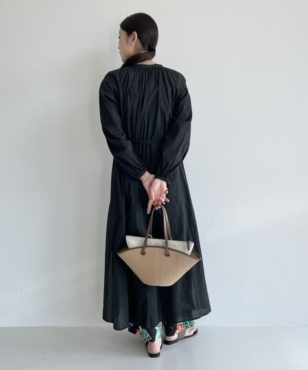 隈元 楓さんの「BEAMS WOMEN｜MARIHA / ダリアのワンピース」を使ったコーディネート