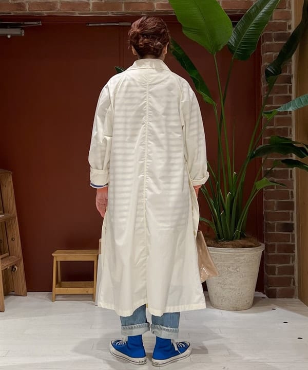 エノモト アミさんの「BEAMS WOMEN｜BEAMS BOY / BBロゴ ショップバック」を使ったコーディネート
