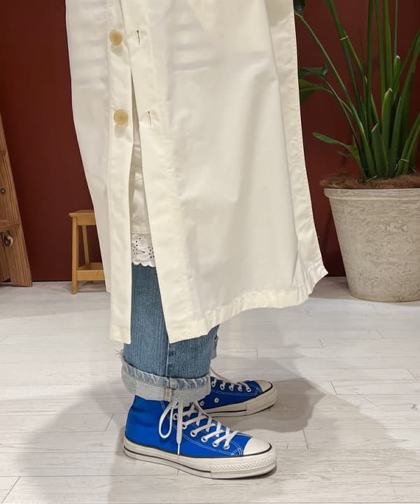 エノモト アミさんの「BEAMS WOMEN｜BEAMS BOY / BBロゴ ショップバック」を使ったコーディネート
