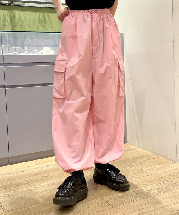 おミツさんの「BEAMS WOMEN｜Ray BEAMS / ビッグ フラワー リング」を使ったコーディネート