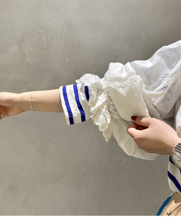 吉野 多恵さんの「BEAMS WOMEN｜BEAMS BOY / BBロゴ ショップバック」を使ったコーディネート