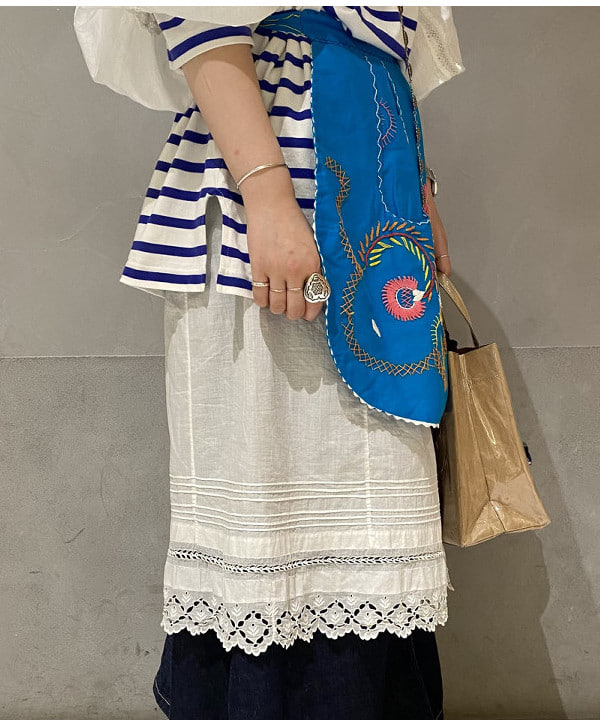 吉野 多恵さんの「BEAMS WOMEN｜BEAMS BOY / BBロゴ ショップバック」を使ったコーディネート