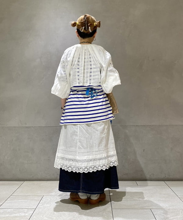 吉野 多恵さんの「BEAMS WOMEN｜BEAMS BOY / BBロゴ ショップバック」を使ったコーディネート