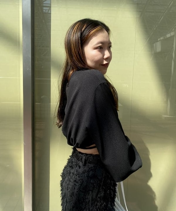 谷坊 ひかるさんの「BEAMS WOMEN｜MOHI / オープントゥ ミュール」を使ったコーディネート