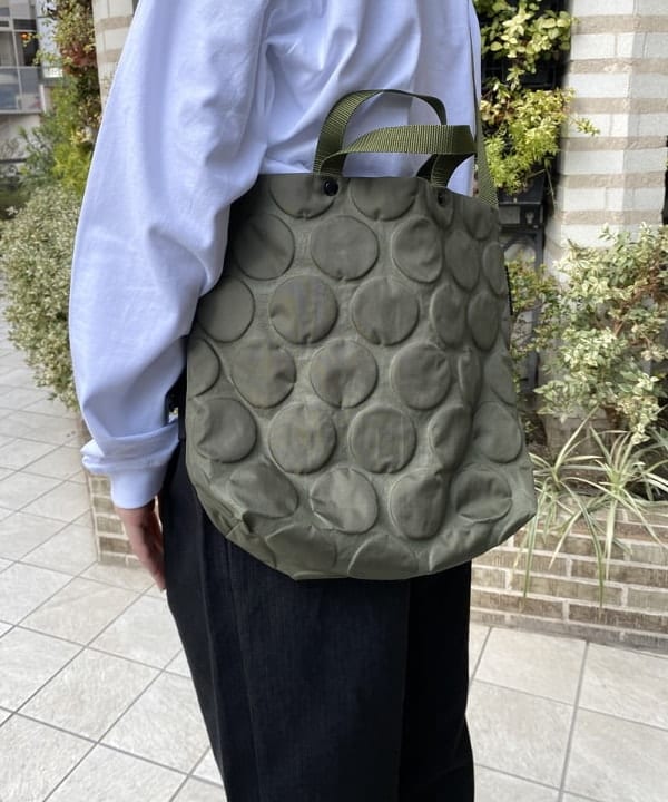 吉田 花さんの「BEAMS WOMEN｜BAG'n'NOUN &times; BEAMS BOY / 別注 ドット バッグ」を使ったコーディネート